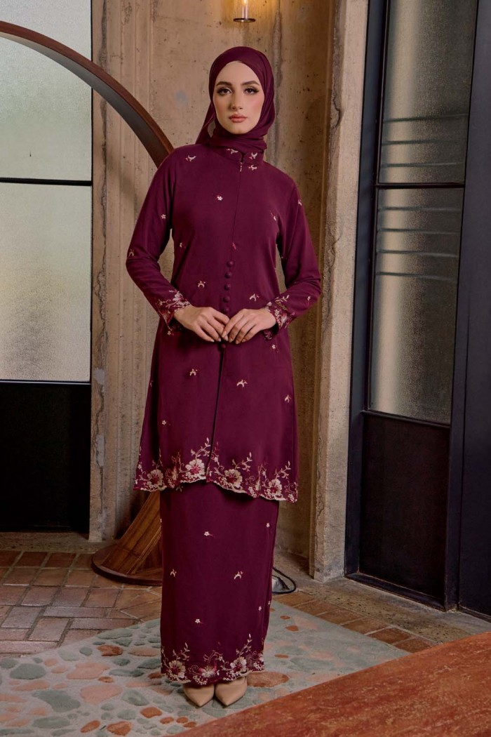 Bienda Kebaya - Burgundy