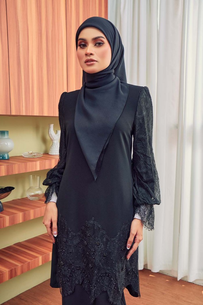 Yara Luxe Kurung - Exclusive Black