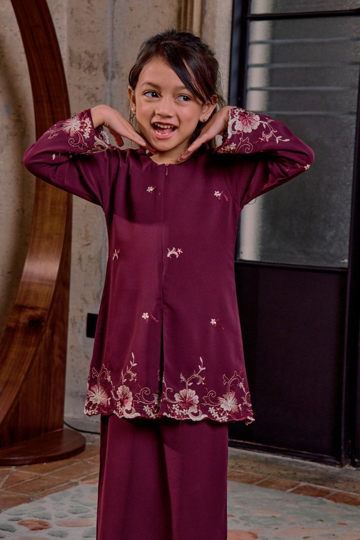 Bienda Kebaya Kids - Burgundy