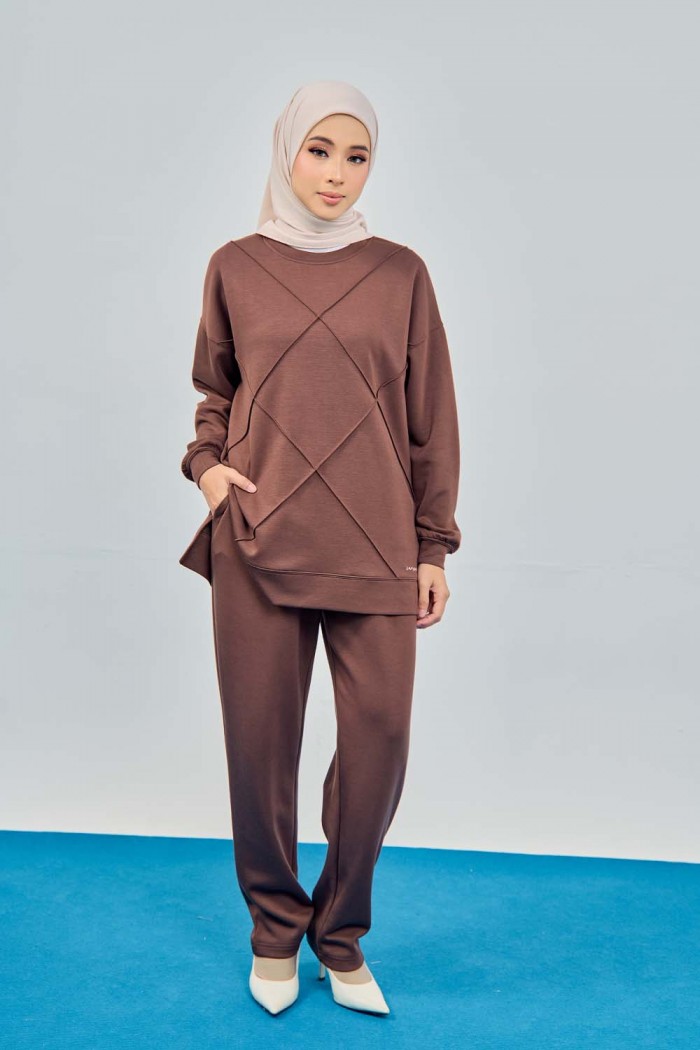 Stella Suit - Rich Brown