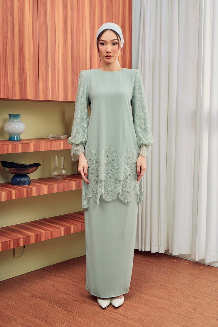 Yara Luxe Kurung - Dusty Green