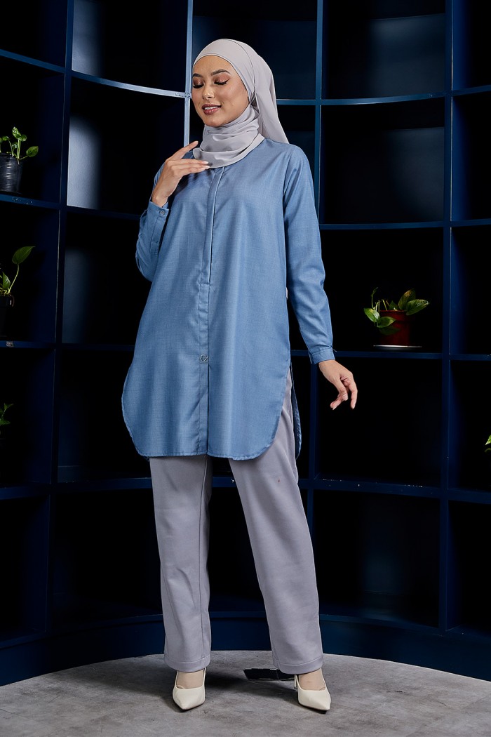 Aileen Blouse - Glacier Blue