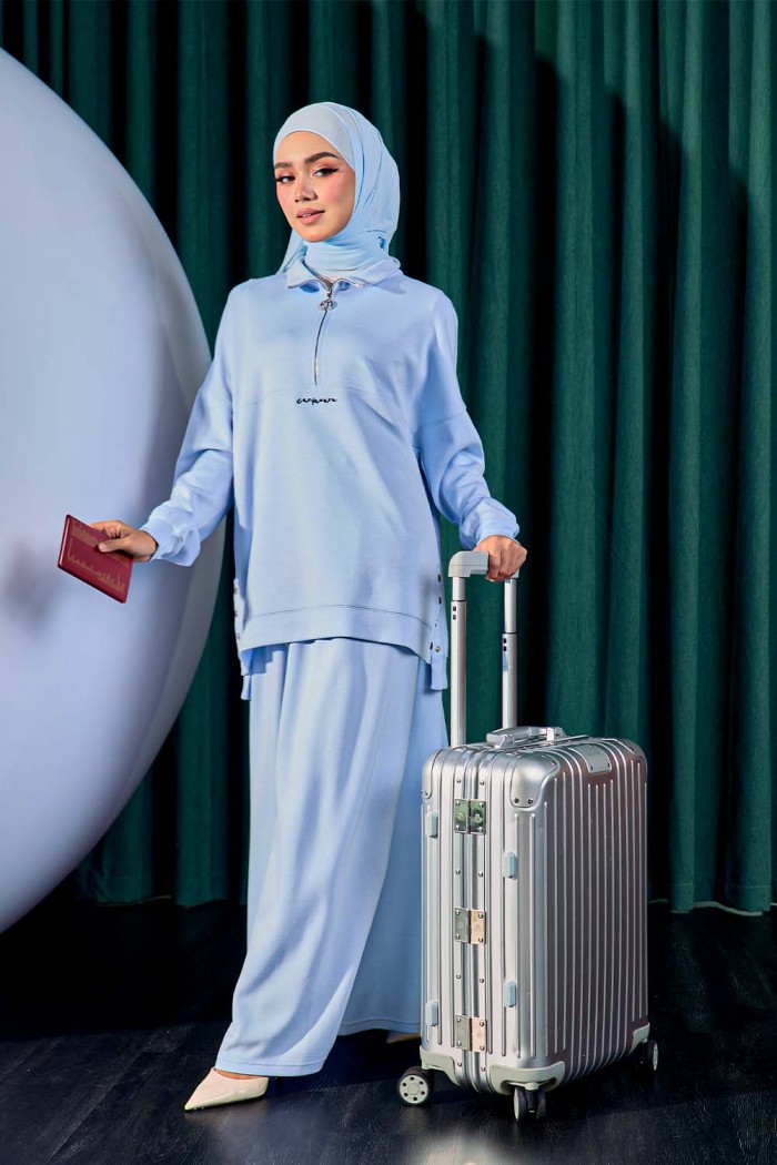 Joana Suit - Baby Blue