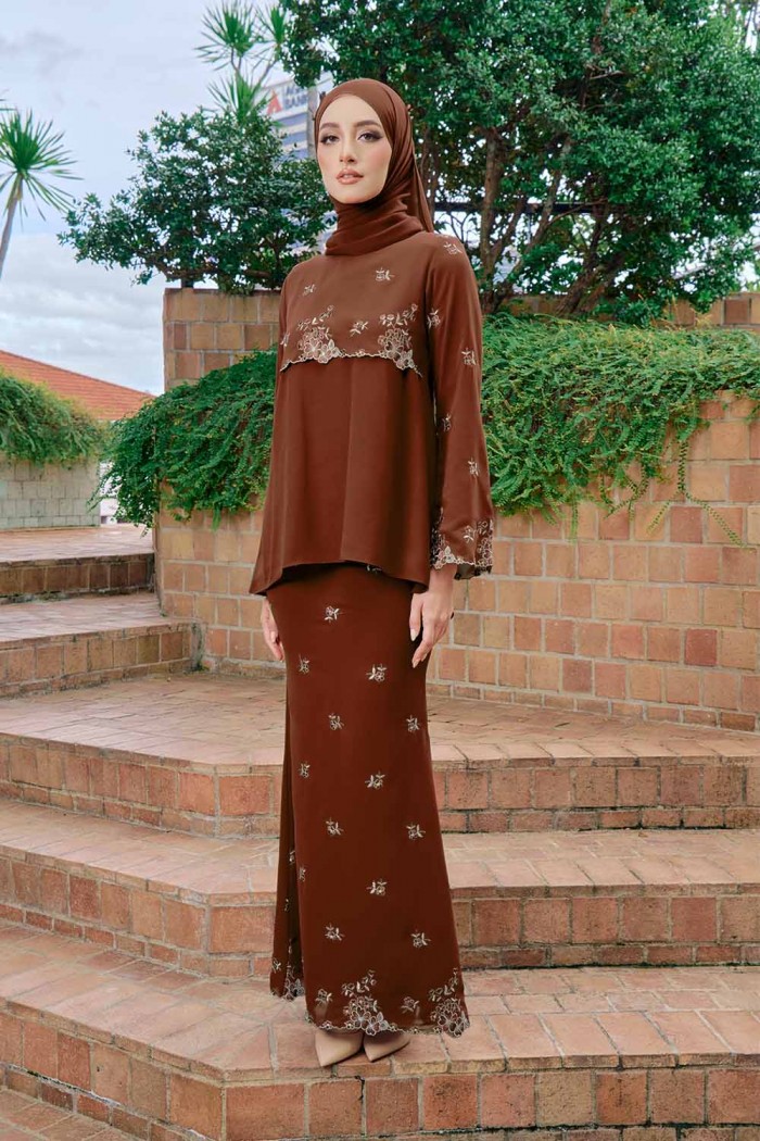 Layqa Luxe - Rich Brown