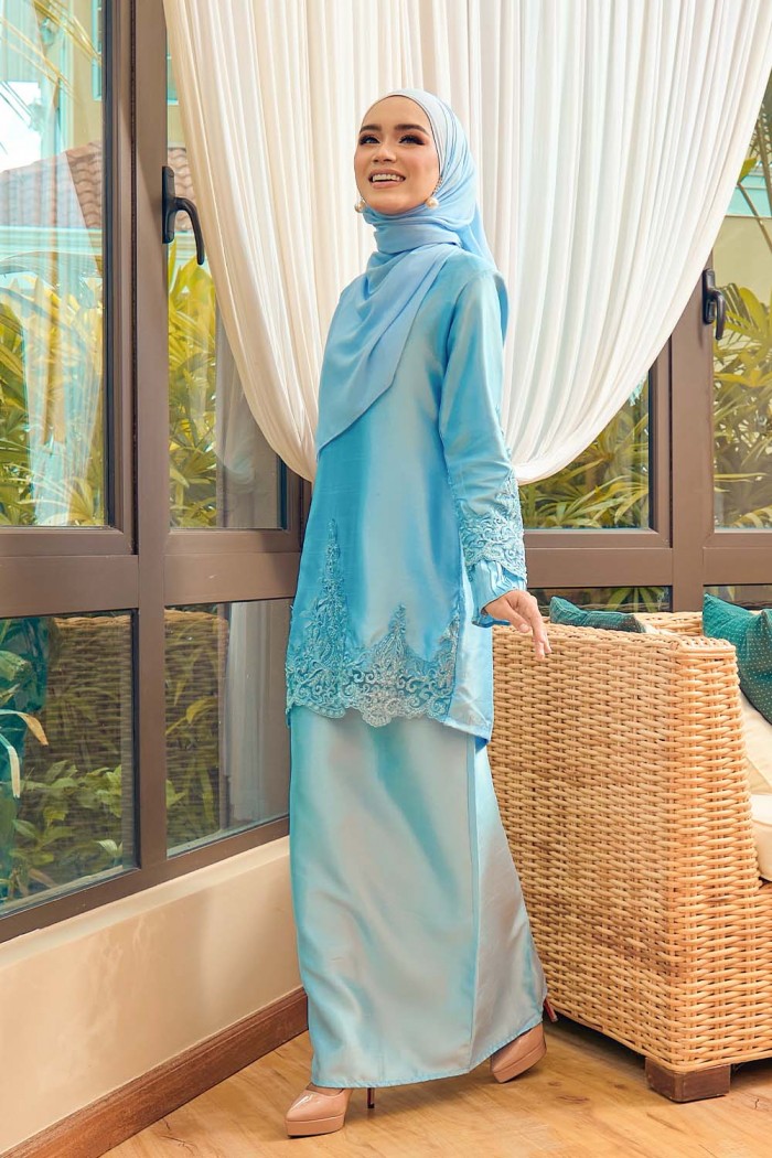 Laykha Silk - Baby Blue