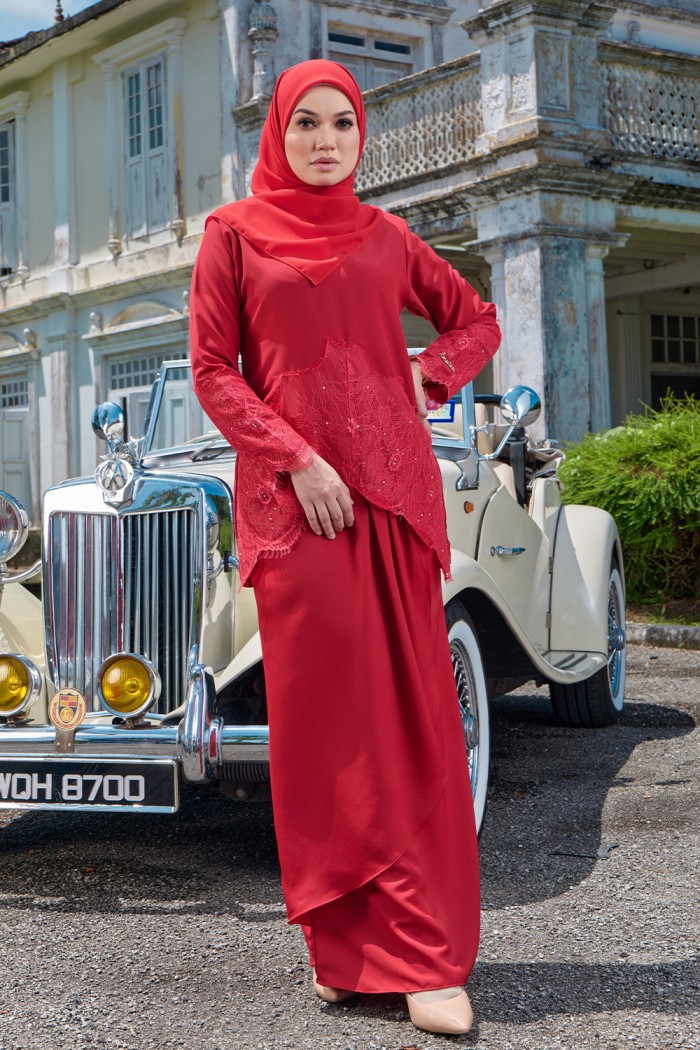 Melyta Kurung - Chili Red