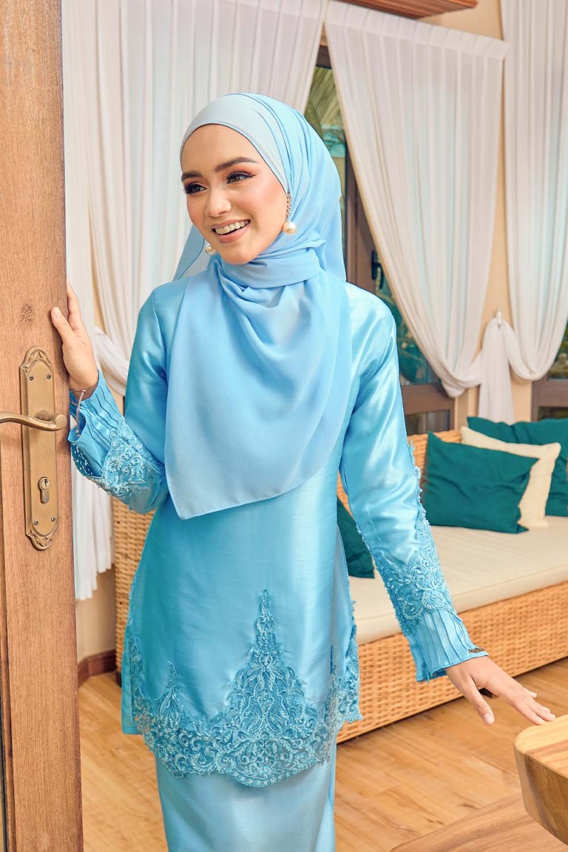 Laykha Silk - Baby Blue