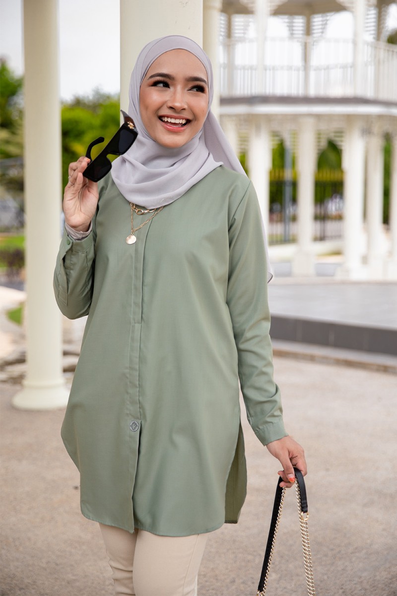 Aileen Blouse - Pine Green