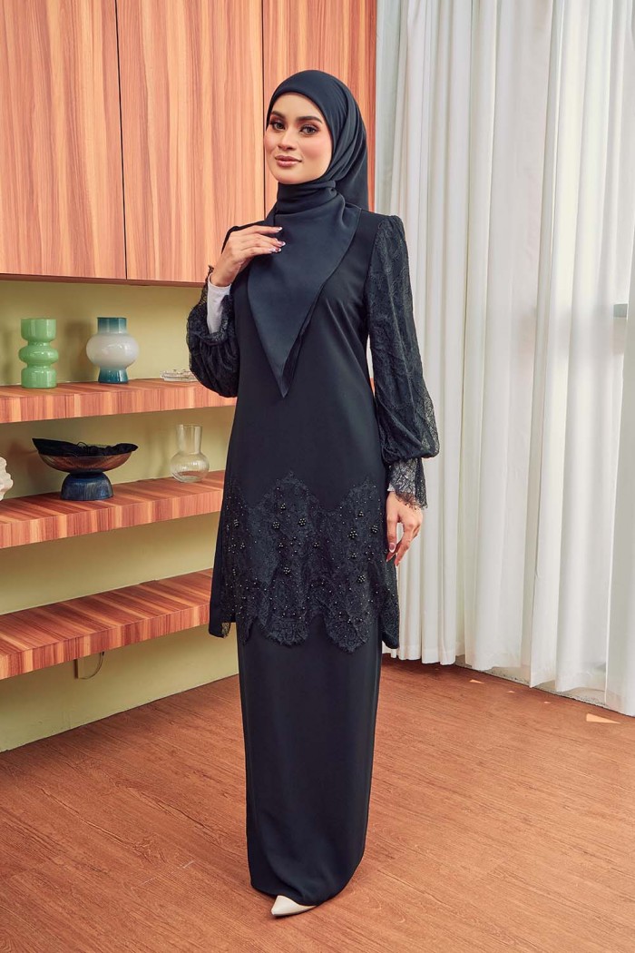 Yara Luxe Kurung - Exclusive Black