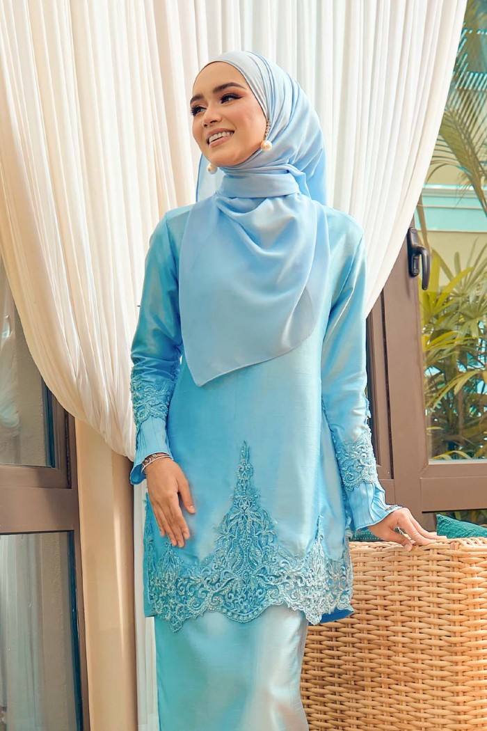 Laykha Silk - Baby Blue