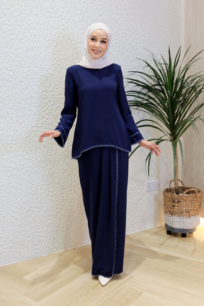 Seri Mini Kurung - Navy Blue