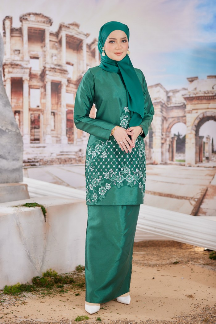 Talita Silk Luxe - Emerald Green