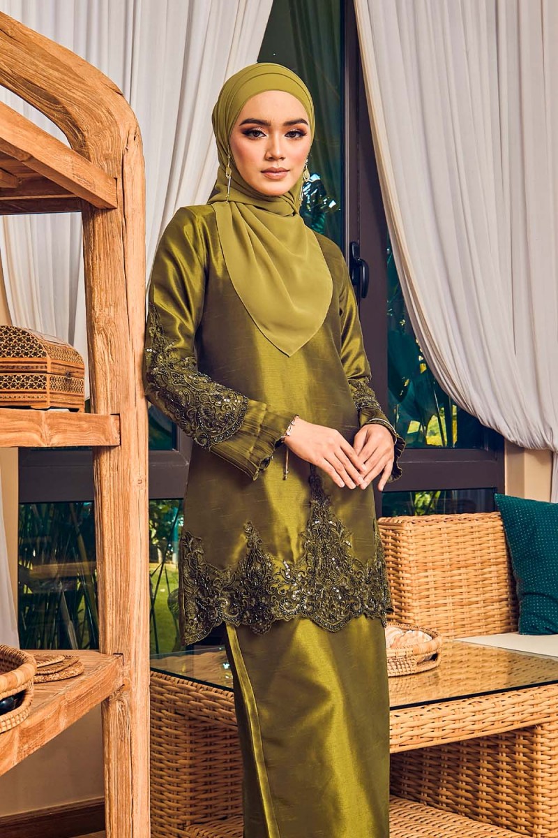 Laykha Silk - Dark Olive