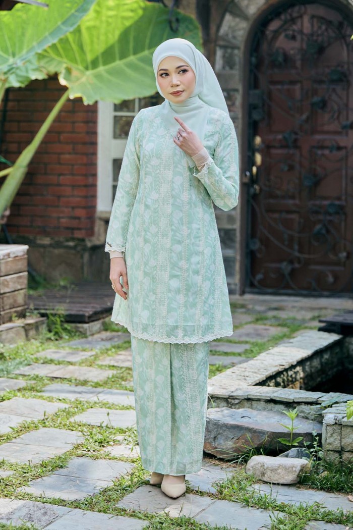Printed Bunga Medina - Sage Green