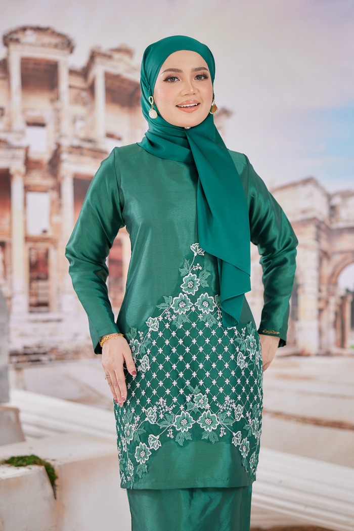 Talita Silk Luxe - Emerald Green