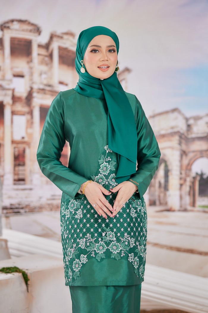 Talita Silk Luxe - Emerald Green