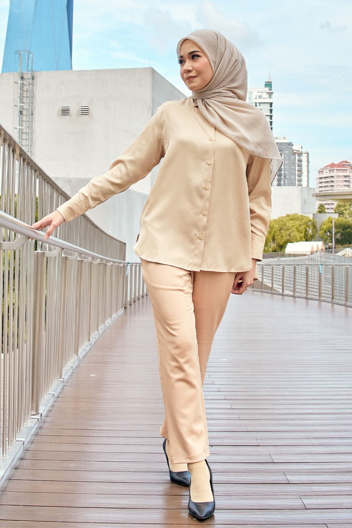 Luna Blouse - Nude