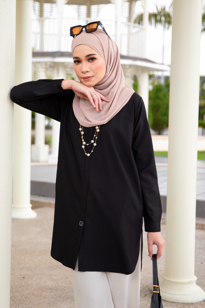 Aileen Blouse - Exclusive Black