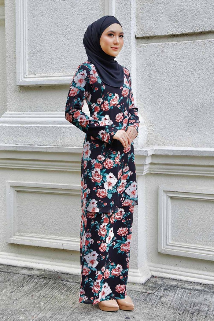 Maharani Kurung - MK18