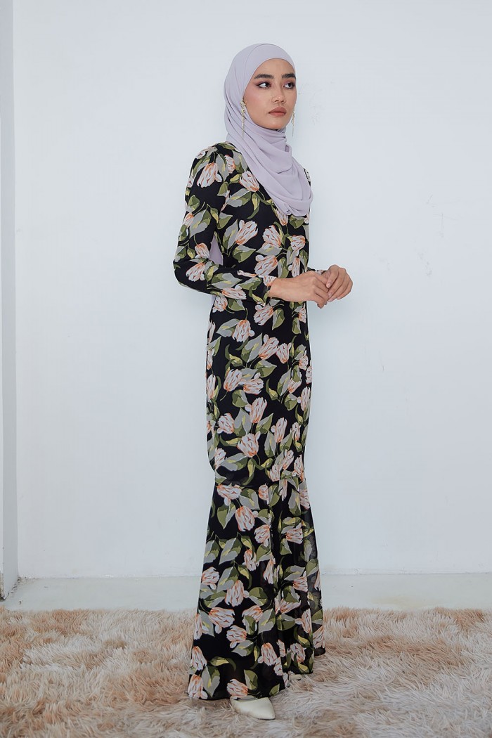 Maharani Kurung - MK10 - Night Garden