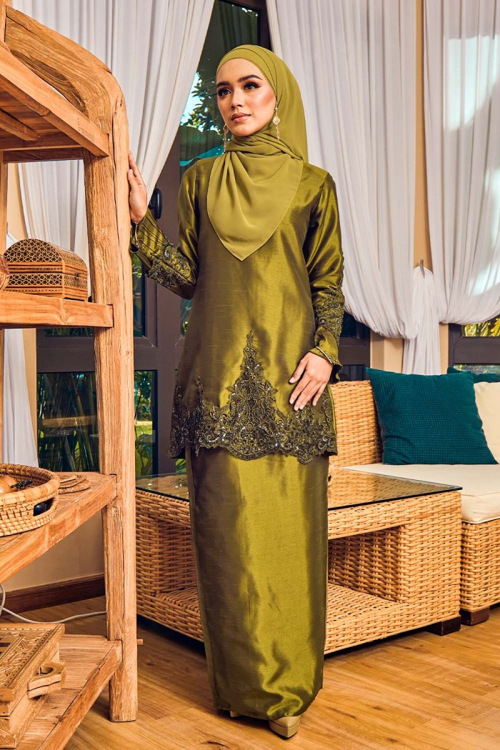 Laykha Silk - Dark Olive