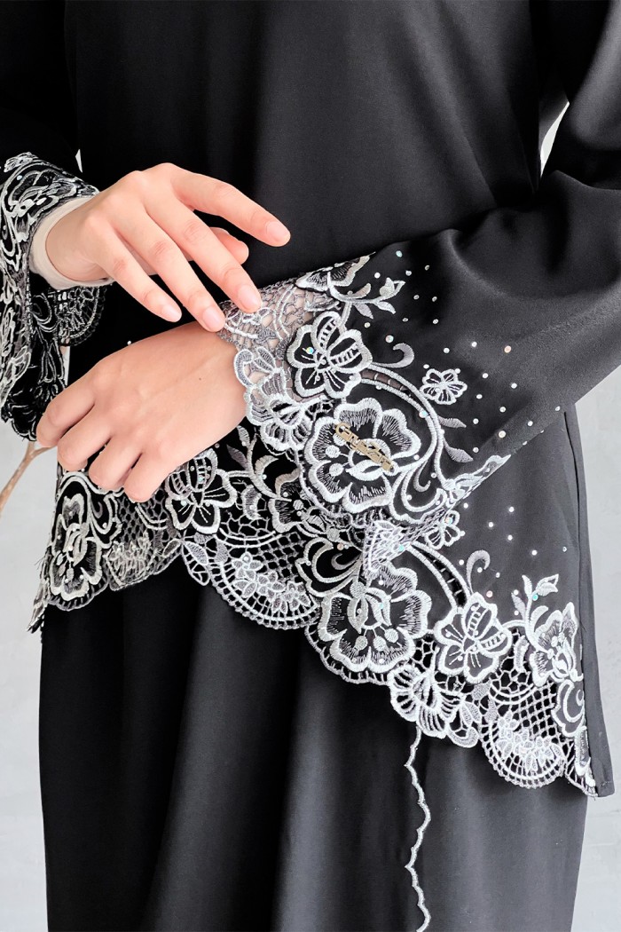 Suri Mini Kurung - Exclusive Black