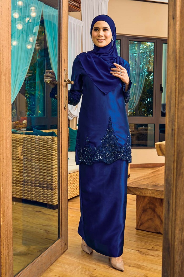 Laykha Silk - Navy Blue