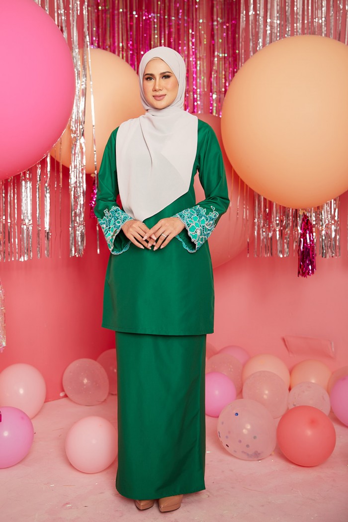 Irine Kurung - Emerlad Green