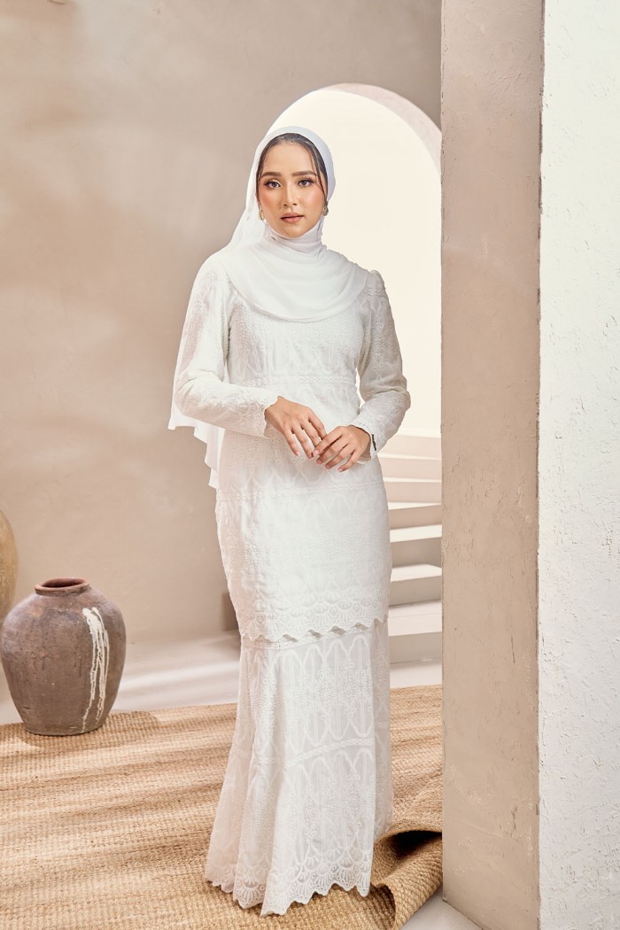 Salsa Luxe Kurung - Off White