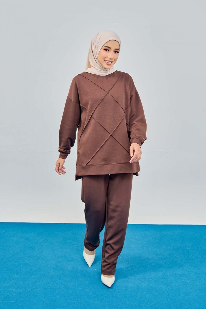 Stella Suit - Rich Brown