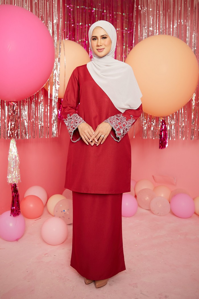 Irine Kurung - Maroon