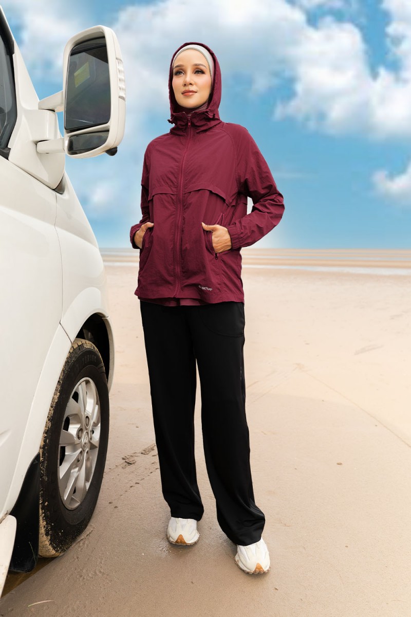 Coralé Windbreaker - Wine Red