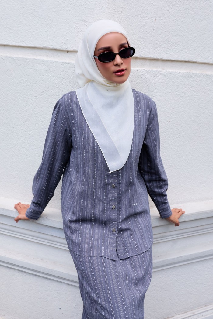 Evelyn Suit with Skirt 2.0 - Dark Grey