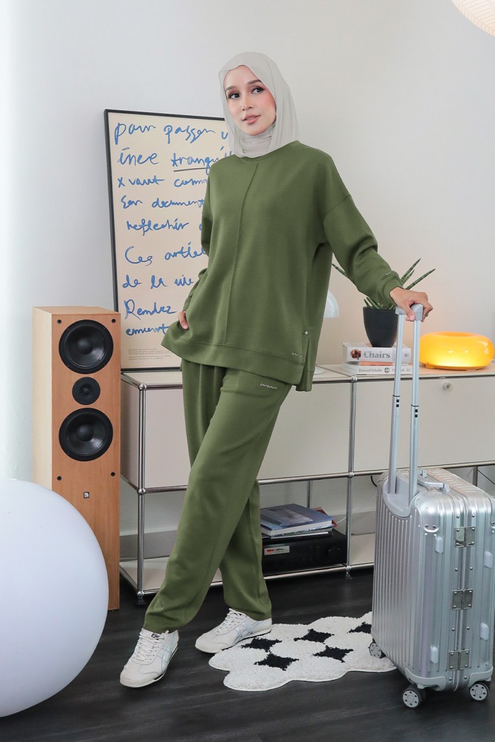 Borealis Suit - Hunter Green