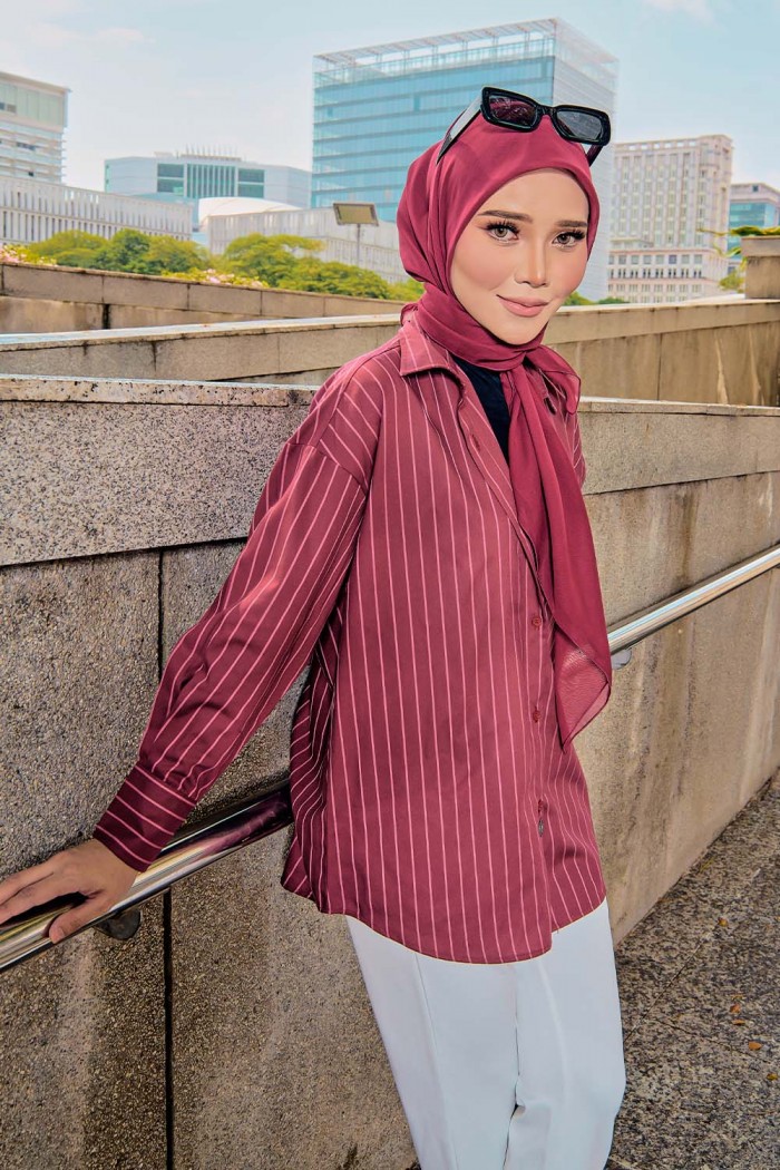 Elise Shirt - Maroon