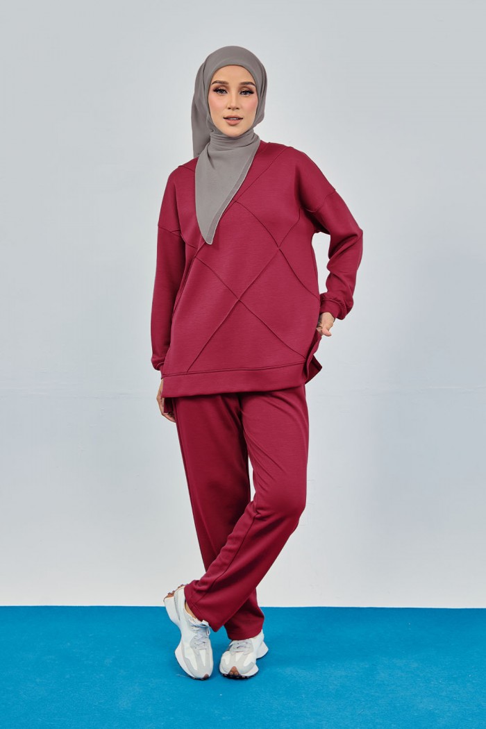 Stella Suit - Dark Magenta