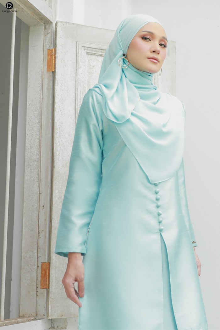 Delayla Silk - Mint Blue