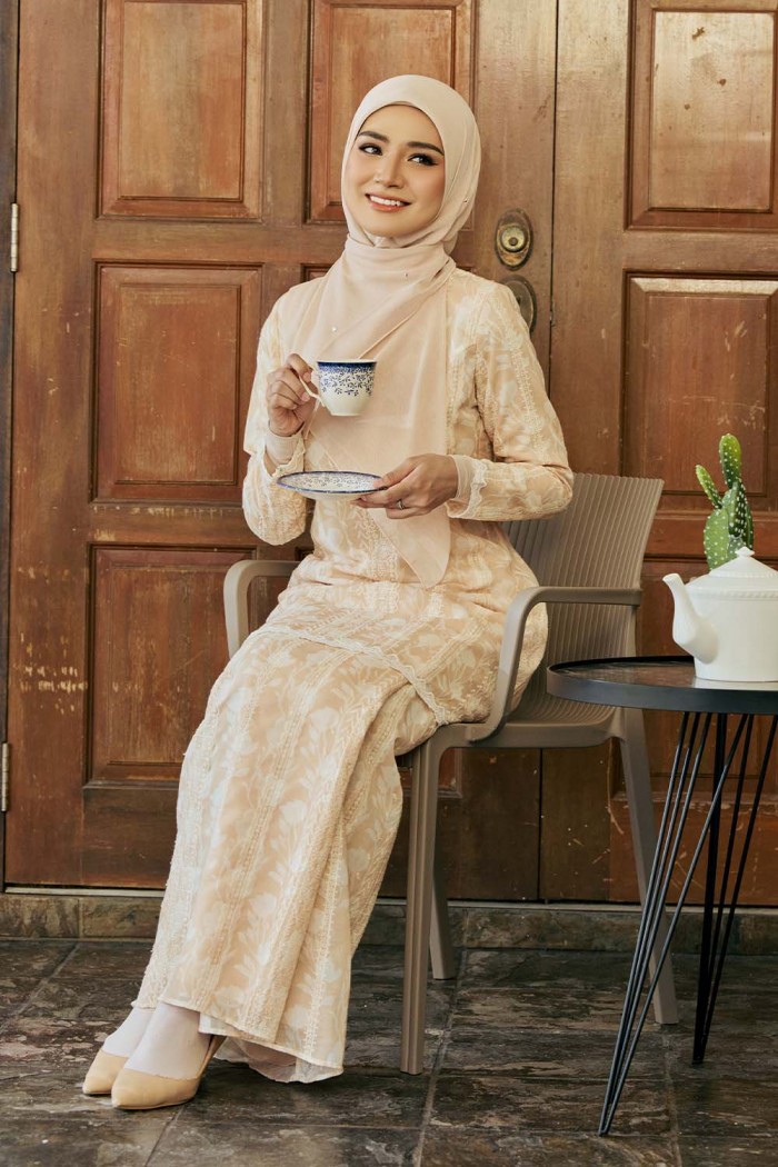 Printed Bunga Medina - Champagne