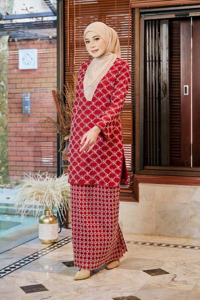 Safa Luxe Kurung - Maroon