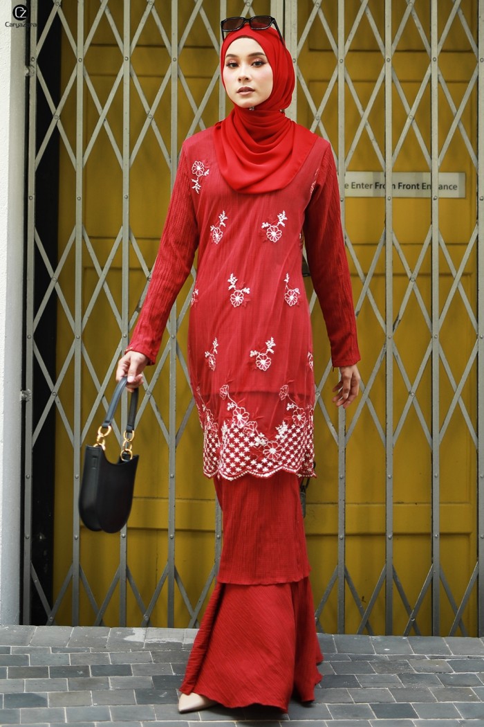 Sophia Luxe - Maroon