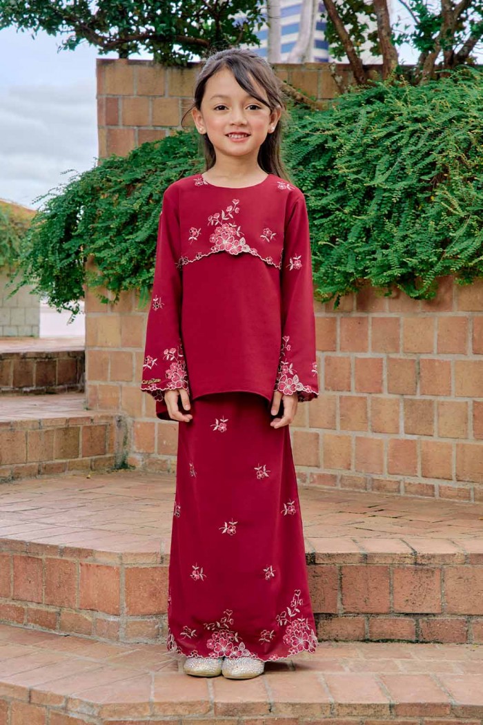 Layqa Luxe Kids - Deep Red