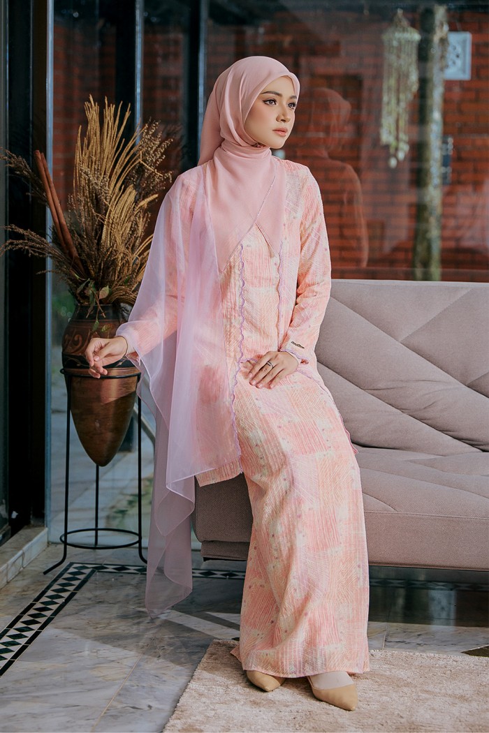 Inaya Kebaya - Rose Pink
