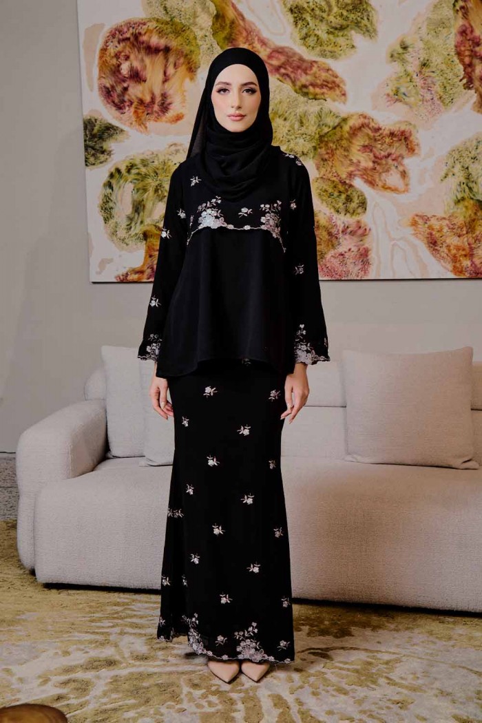 Layqa Luxe - Exclusive Black