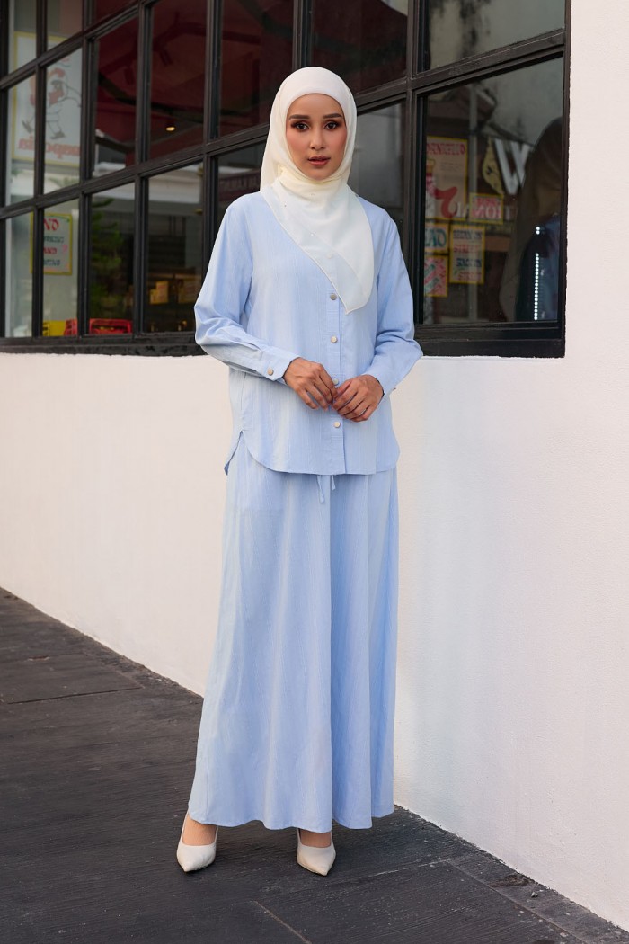 Evelyn Suit with Skirt 2.0 - Baby Blue