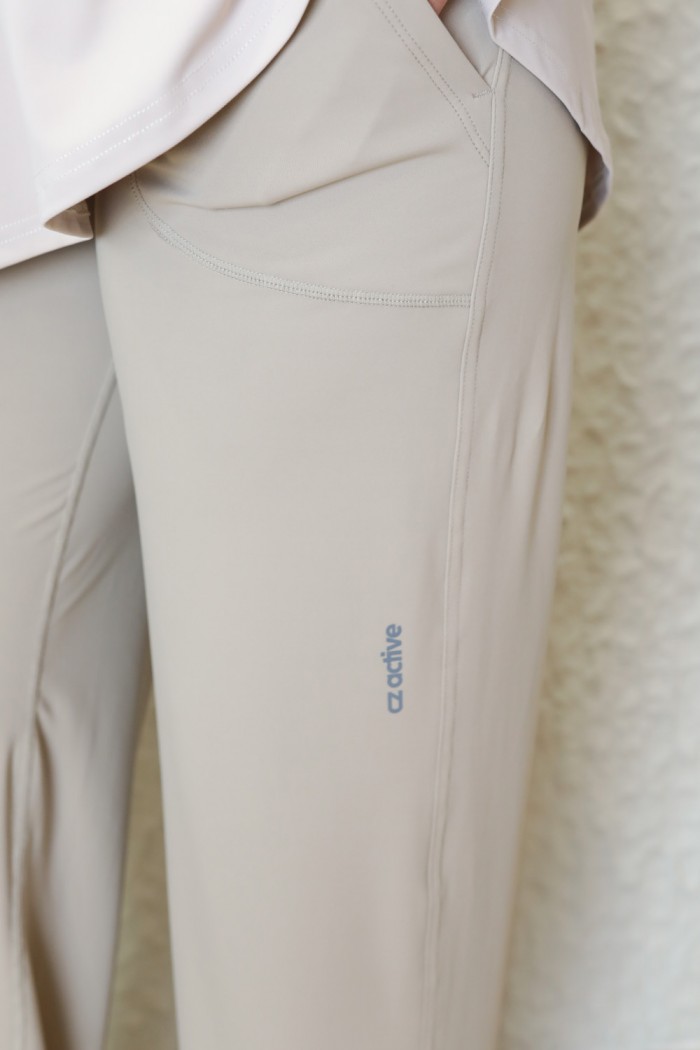 Lightweight Dry-Fit Pants - Nude