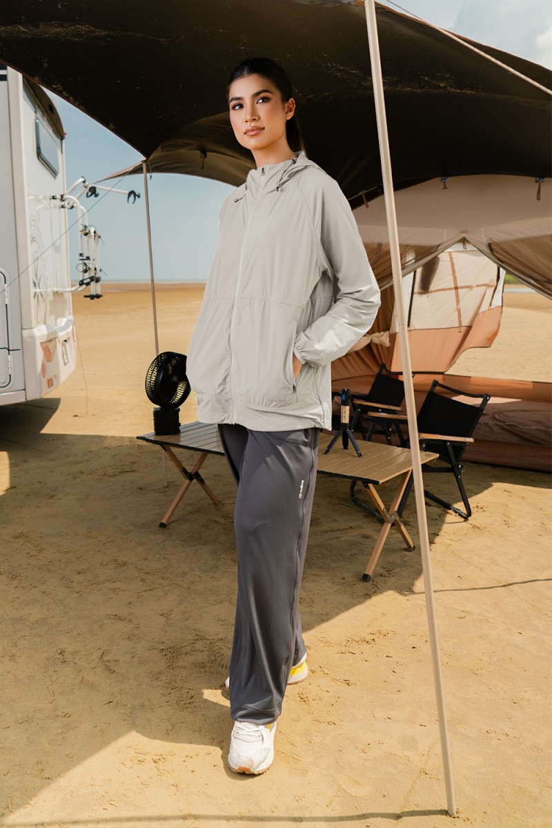 Amour Windbreaker - Khaki