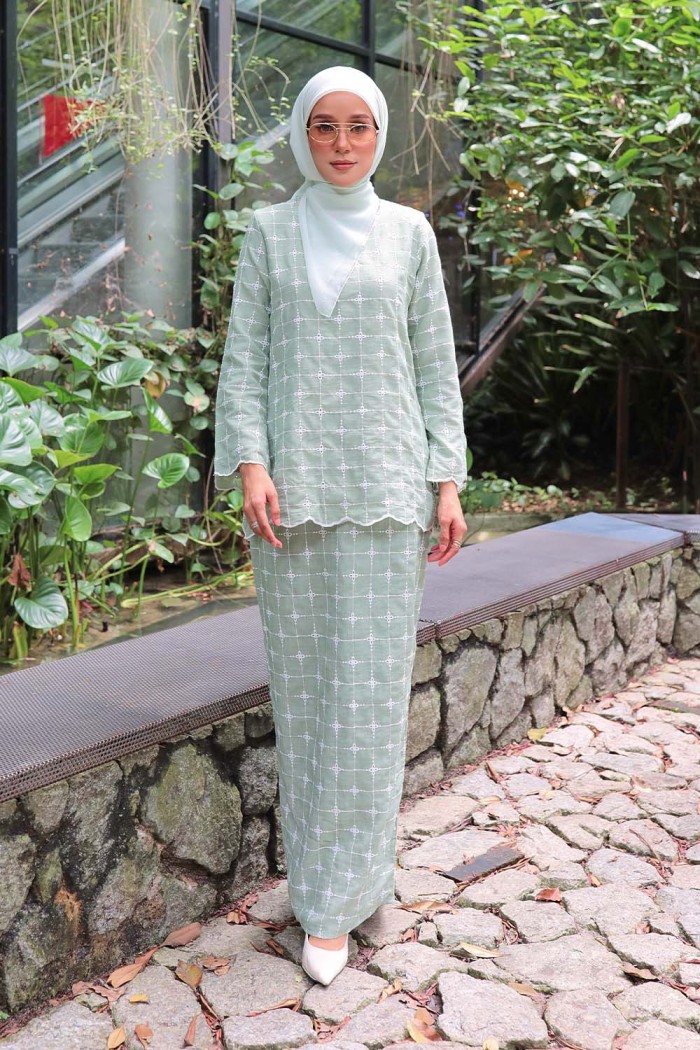 Katya Kurung - Green Tea