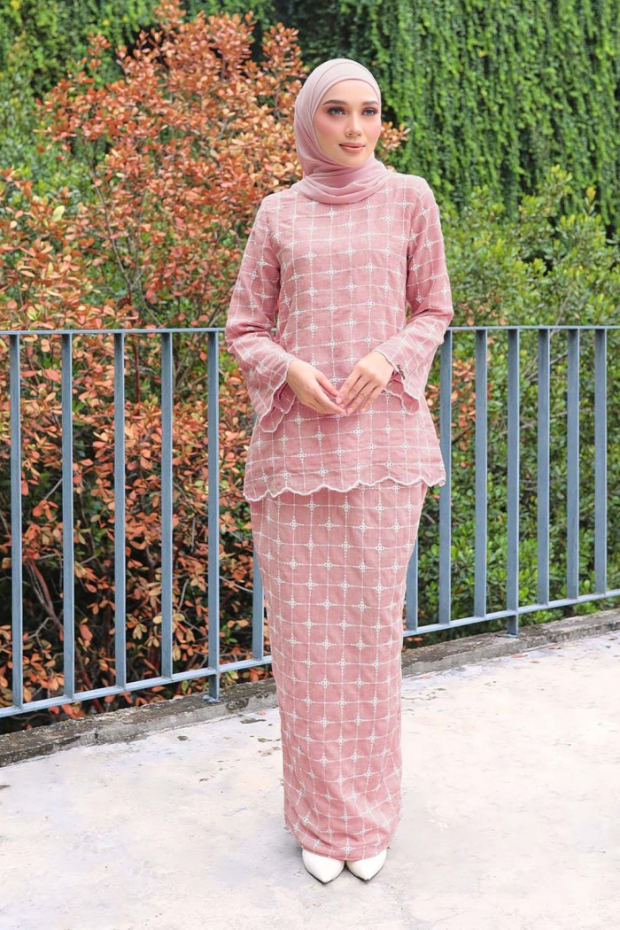 Katya Kurung - Dusty Pink
