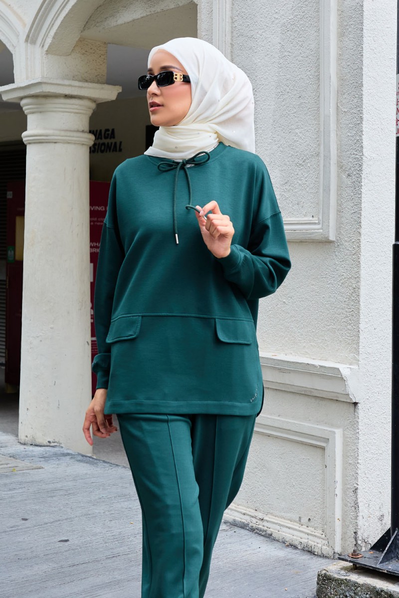 Alure Suit - Emerald Green