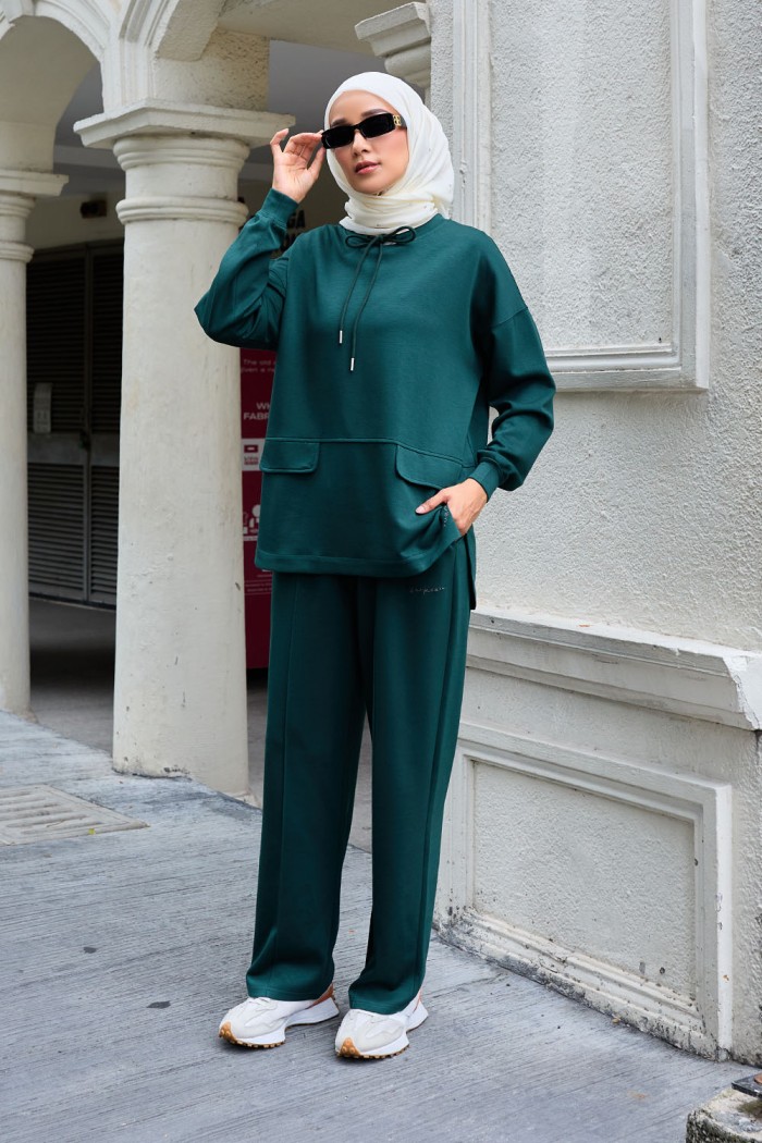 Alure Suit - Emerald Green